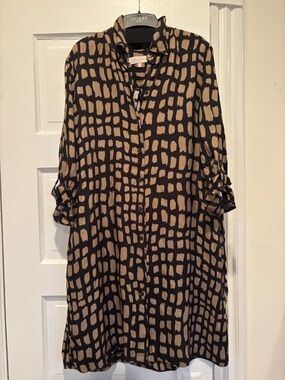 Hobbs London Chic Black and Tan Midi Dress